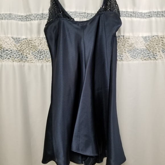 Vintage Cacique - Like New ladies teddy.  Gorgeous blue! - Picture 4 of 6